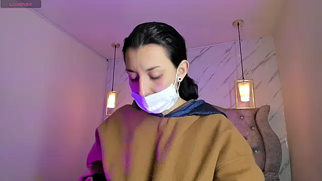 Snapshot of Iris__77 chatting on 15, 12, 2025 Iris 77 online show from 15, 12, 2025