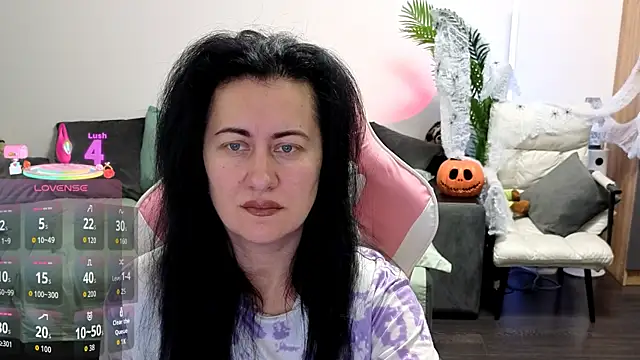 monnica vibe  online show from 21, 10, 2025