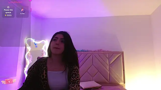 Snapshot of Ixchel_tay chatting on 27, 11, 2025 Ixchel tay online show from 27, 11, 2025