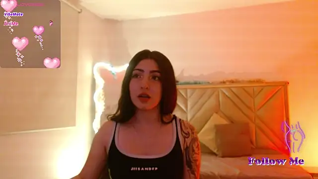 Snapshot of Ixchel_tay chatting on 5, 12, 2025 Ixchel tay online show from 5, 12, 2025