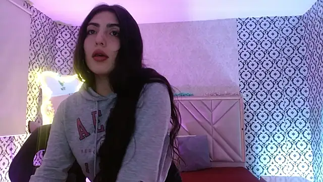 Snapshot of Ixchel_tay chatting on 6, 1, 2026 Ixchel tay online show from 6, 1, 2026