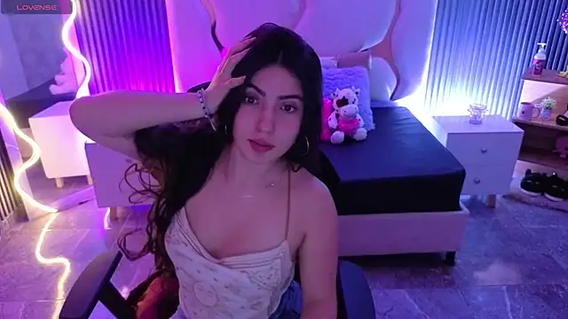 Ixchel tay online show from 7, 5, 2026