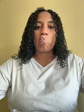 Snapshot of jesicamonroe44 chatting on 20, 10, 2025 jesicamonroe44 online show from 20, 10, 2025