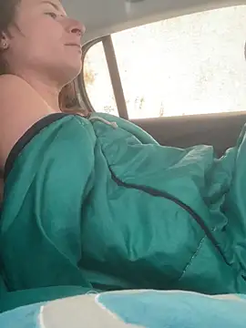 GoldenPussy1329 online show from 5, 5, 2026