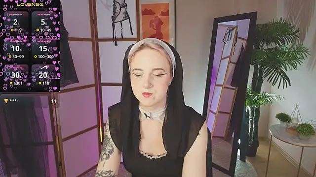 luna son online show from 28, 9, 2025