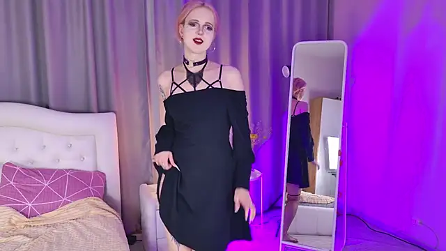 luna son online show from 15, 11, 2025