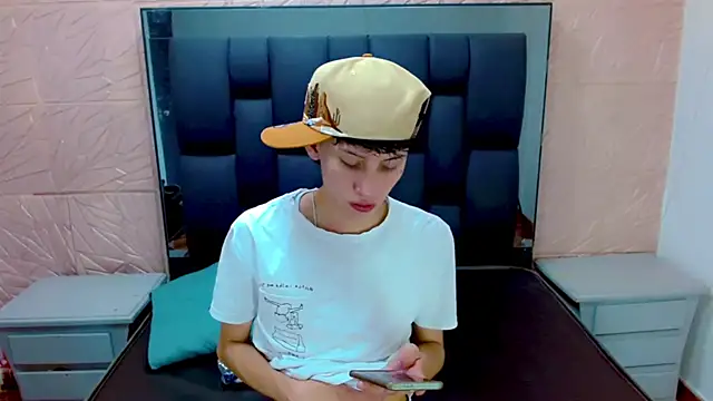 Snapshot of thaigo_twink38 chatting on 8, 11, 2025 thaigo twink38 online show from 8, 11, 2025