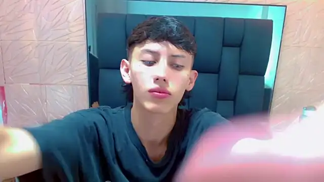 Snapshot of thaigo_twink38 chatting on 11, 11, 2025 thaigo twink38 online show from 11, 11, 2025