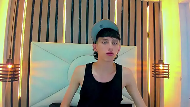 Snapshot of thaigo_twink38 chatting on 29, 4, 2026 thaigo twink38 online show from 29, 4, 2026