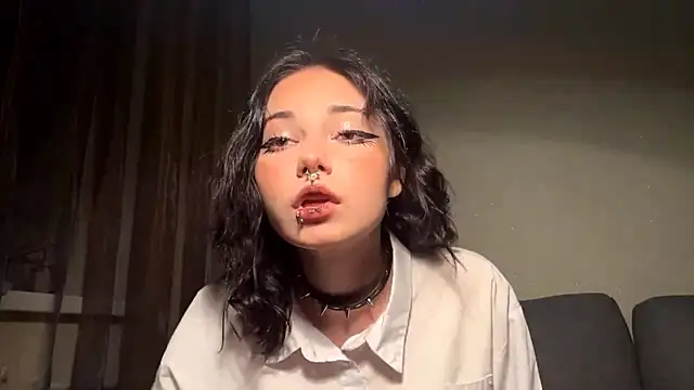 Snapshot of Beeping_Creature chatting on 29, 9, 2025 Beeping Creature online show from 29, 9, 2025