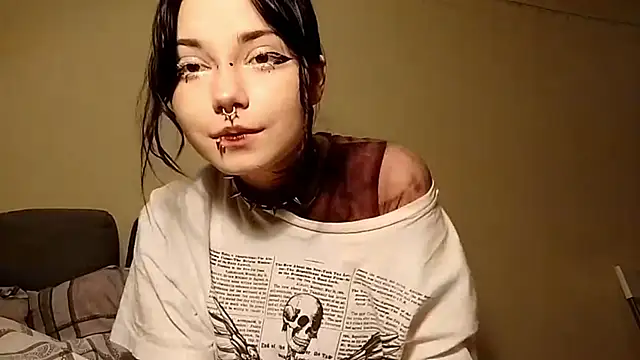 Snapshot of Beeping_Creature chatting on 30, 9, 2025 Beeping Creature online show from 30, 9, 2025