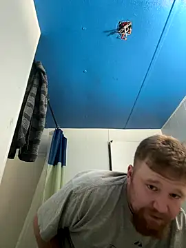 Snapshot of curiousbiguy420 chatting on 28, 9, 2025 curiousbiguy420 online show from 28, 9, 2025