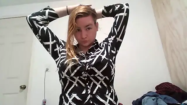 Snapshot of vagimosa chatting on 15, 10, 2025 vagimosa online show from 15, 10, 2025