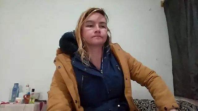 Snapshot of vagimosa chatting on 12, 11, 2025 vagimosa online show from 12, 11, 2025