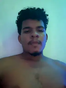 Snapshot of DickBoy22cm chatting on 27, 9, 2025 DickBoy22cm online show from 27, 9, 2025