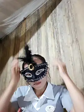 Snapshot of Tuyet_xx chatting on 10, 10, 2025 Tuyet xx online show from 10, 10, 2025