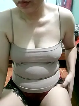 Snapshot of LitaQueen chatting on 10, 10, 2025 LitaQueen online show from 10, 10, 2025
