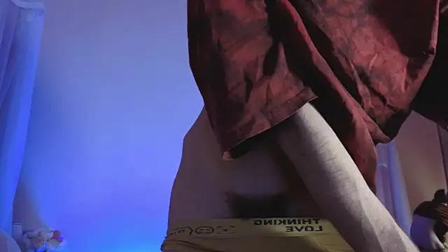 Snapshot of TommieHi chatting on 22, 10, 2025 TommieHi online show from 22, 10, 2025