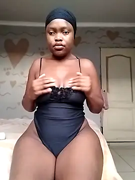 Snapshot of SexyValentinaXX chatting on 20, 10, 2025 SexyValentinaXX online show from 20, 10, 2025