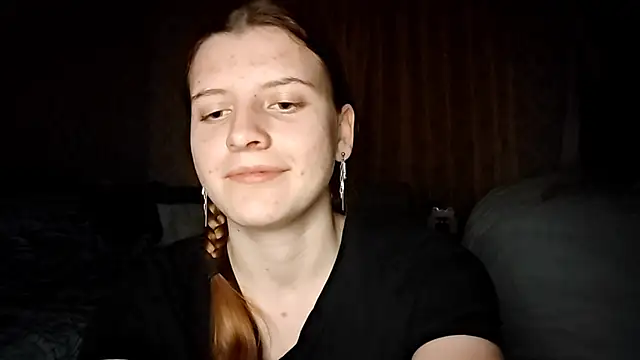 LynteriLain online show from 26, 10, 2025