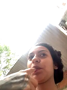 Snapshot of miluwatson chatting on 11, 10, 2025 miluwatson online show from 11, 10, 2025