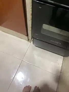 Snapshot of miluwatson chatting on 4, 11, 2025 miluwatson online show from 4, 11, 2025