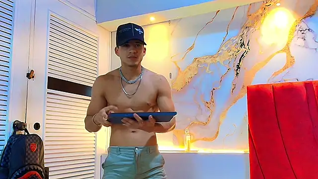 Snapshot of daniscot chatting on 6, 10, 2025 daniscot online show from 6, 10, 2025