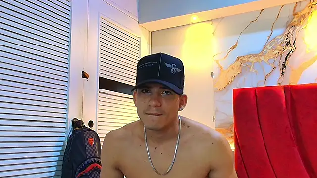 Snapshot of daniscot chatting on 9, 10, 2025 daniscot online show from 9, 10, 2025