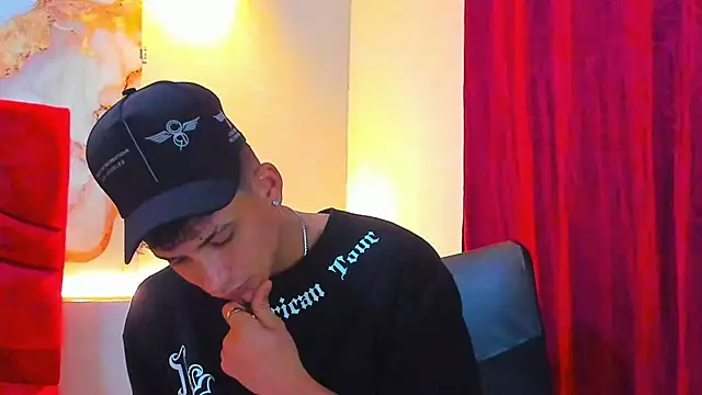 Snapshot of daniscot chatting on 18, 10, 2025 daniscot online show from 18, 10, 2025