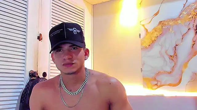 Snapshot of daniscot chatting on 28, 10, 2025 daniscot online show from 28, 10, 2025