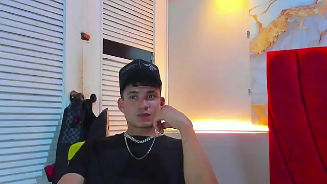 Snapshot of daniscot chatting on 29, 10, 2025 daniscot online show from 29, 10, 2025