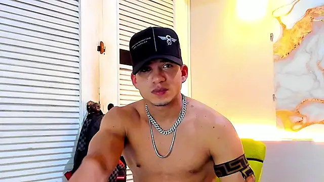 Snapshot of daniscot chatting on 6, 11, 2025 daniscot online show from 6, 11, 2025