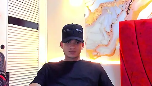 Snapshot of daniscot chatting on 12, 11, 2025 daniscot online show from 12, 11, 2025