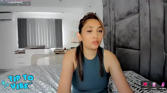Snapshot of INDIANROMANCE chatting on 24, 2, 2025 INDIANROMANCE online show from 24, 2, 2025