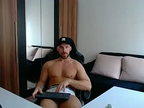 Snapshot of Darius_94 chatting on 28, 9, 2025 Darius 94 online show from 28, 9, 2025