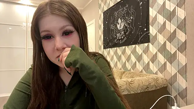 Snapshot of RebelKitsune chatting on 7, 10, 2025 RebelKitsune online show from 7, 10, 2025