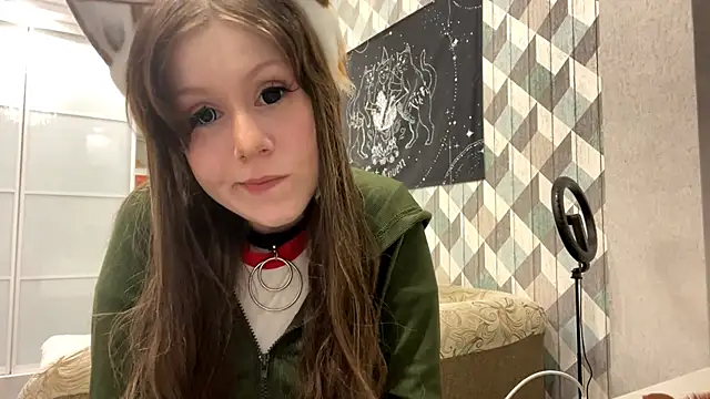 Snapshot of RebelKitsune chatting on 15, 10, 2025 RebelKitsune online show from 15, 10, 2025