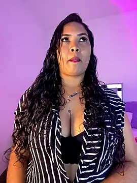 EmilyZuits online show from 20, 12, 2025