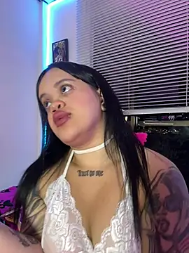 Sussyroxxx online show from 20, 4, 2026