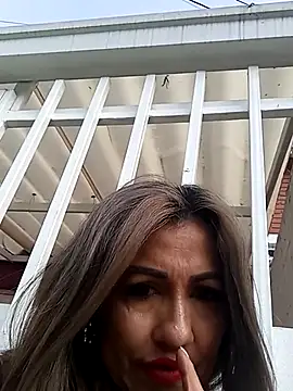 Snapshot of chloe__Jones_ chatting on 10, 11, 2025 chloe Jones online show from 10, 11, 2025