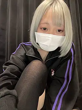 Snapshot of Nyamo-chan chatting on 9, 10, 2025 Nyamo-chan online show from 9, 10, 2025