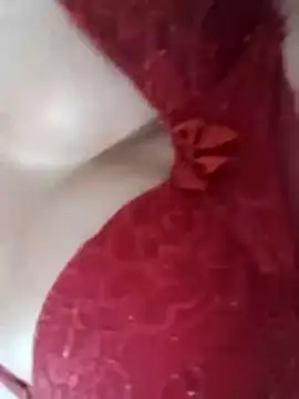 Snapshot of misteriosabb000 chatting on 8, 11, 2025 misteriosabb000 online show from 8, 11, 2025