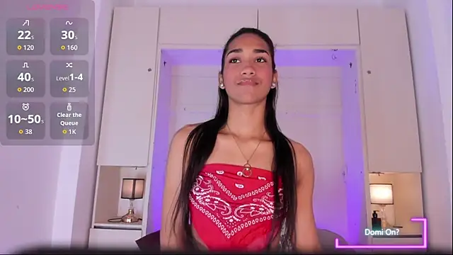 AnahiCollins online show from 7, 10, 2025