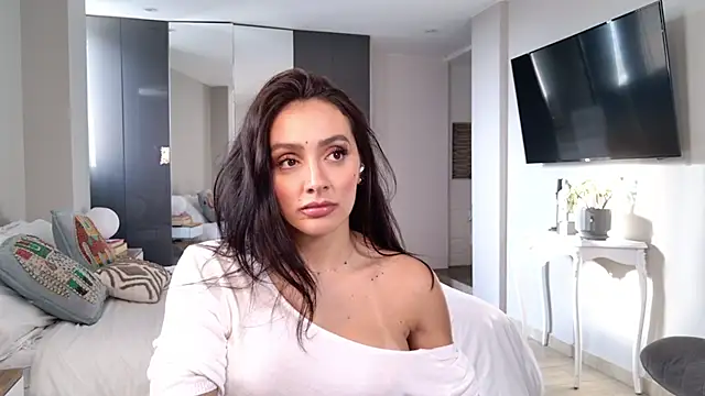 Snapshot of Milana_De chatting on 5, 3, 2026 Milana De online show from 5, 3, 2026