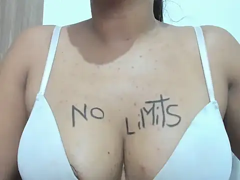 Snapshot of Valentinahot7 chatting on 1, 10, 2025 Valentinahot7 online show from 1, 10, 2025