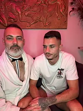 Snapshot of WildFlame2525 chatting on 25, 10, 2025 WildFlame2525 online show from 25, 10, 2025