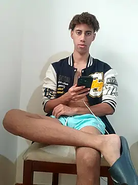 Snapshot of The_boy_good chatting on 15, 11, 2025 The boy good online show from 15, 11, 2025