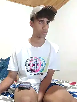 Snapshot of The_boy_good chatting on 15, 12, 2025 The boy good online show from 15, 12, 2025