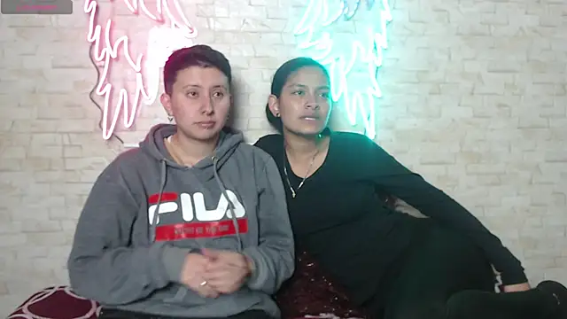 Snapshot of Gaby_and_Mei chatting on 2, 10, 2025 Gaby and Mei online show from 2, 10, 2025