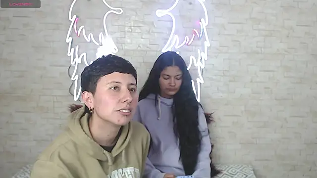 Snapshot of Gaby_and_Mei chatting on 25, 10, 2025 Gaby and Mei online show from 25, 10, 2025